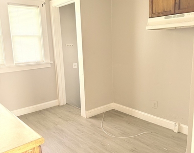 14948 Riverside Drive - Photo Thumbnail 13