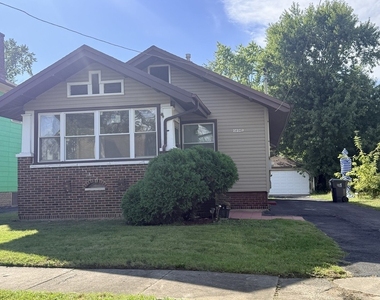14948 Riverside Drive - Photo Thumbnail 1