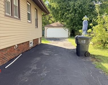14948 Riverside Drive - Photo Thumbnail 25