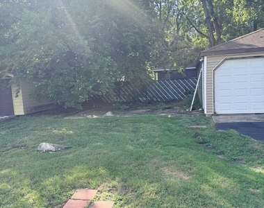 14948 Riverside Drive - Photo Thumbnail 26