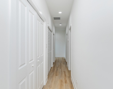 535 N Lawndale Avenue - Photo Thumbnail 12
