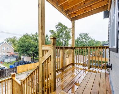 535 N Lawndale Avenue - Photo Thumbnail 5