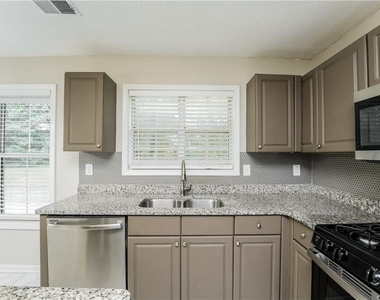 1681 Magnolia View Place - Photo Thumbnail 1