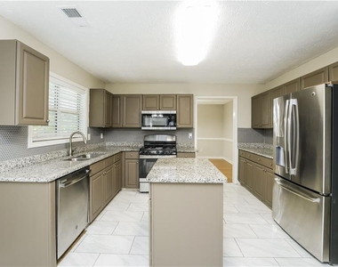 1681 Magnolia View Place - Photo Thumbnail 2