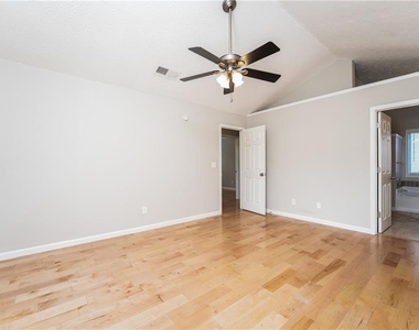 1681 Magnolia View Place - Photo Thumbnail 7