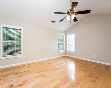 1681 Magnolia View Place - Photo Thumbnail 5
