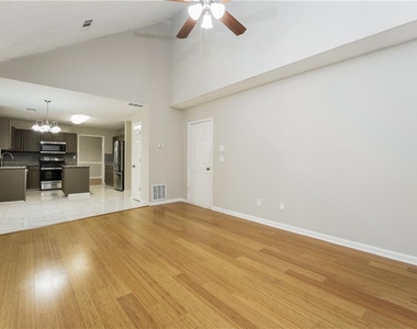 1681 Magnolia View Place - Photo Thumbnail 3