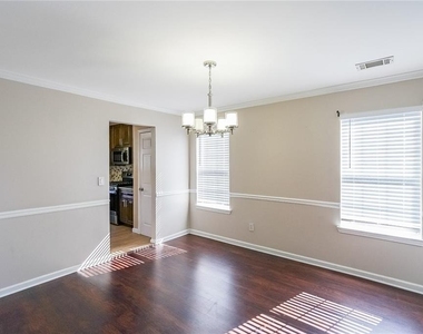 2470 Skylars Mill Way - Photo Thumbnail 9