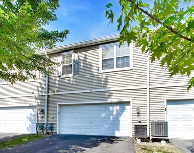 131 Springbrook Trail - Photo Thumbnail 22