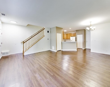 131 Springbrook Trail - Photo Thumbnail 5