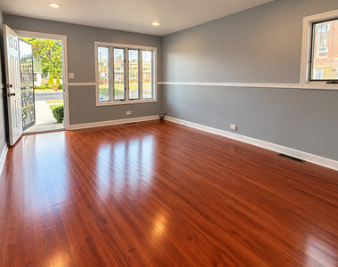 7852 Neenah Avenue - Photo Thumbnail 3