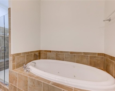 1422 Briarhaven Trail Ne - Photo Thumbnail 17