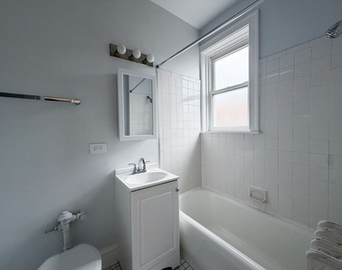 3449 N Elaine Place - Photo Thumbnail 10