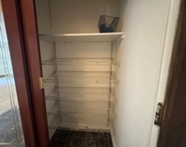 6118 N Sheridan Road - Photo Thumbnail 18