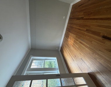 1621 W Farwell Avenue - Photo Thumbnail 2