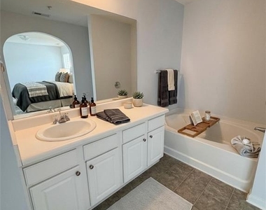147 Primrose Drive - Photo Thumbnail 11