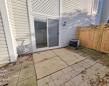 338 Bunker Hill Circle - Photo Thumbnail 18