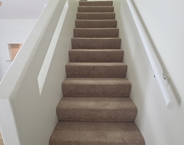 338 Bunker Hill Circle - Photo Thumbnail 5