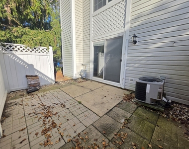 338 Bunker Hill Circle - Photo Thumbnail 17