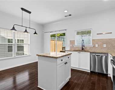 1108 Liberty Parkway Nw - Photo Thumbnail 11