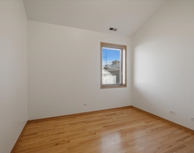 2911 S Farrell Street - Photo Thumbnail 13