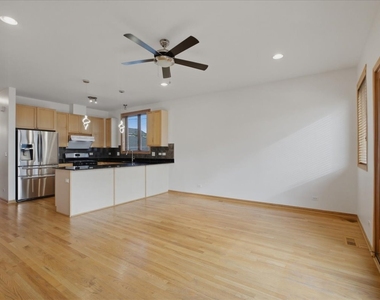 2911 S Farrell Street - Photo Thumbnail 4