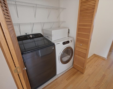 2911 S Farrell Street - Photo Thumbnail 11