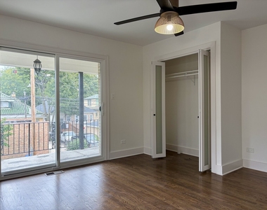 2538 W Arthur Avenue - Photo Thumbnail 5