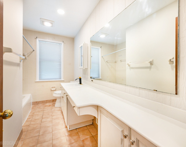 600 Garfield Avenue - Photo Thumbnail 16
