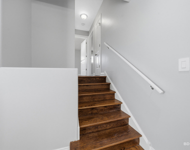 8504 S Calumet Avenue - Photo Thumbnail 13