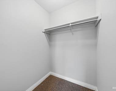 8504 S Calumet Avenue - Photo Thumbnail 21