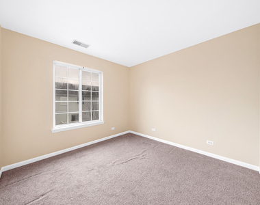 1733 Avalon Court - Photo Thumbnail 8