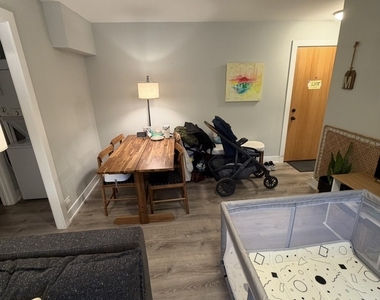 530 W Surf Street - Photo Thumbnail 10