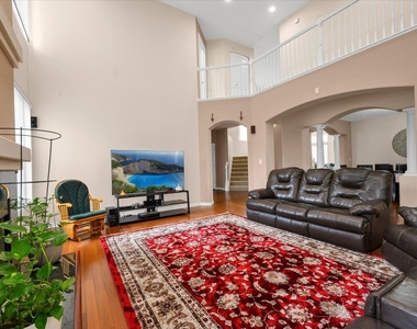 10355 Aldridge Drive - Photo Thumbnail 8