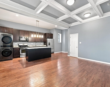 4834 S Prairie Avenue - Photo Thumbnail 20
