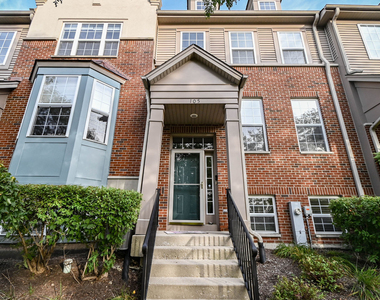 105 Station Park Circle - Photo Thumbnail 2