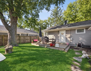 644 W Hinsdale Avenue - Photo Thumbnail 14