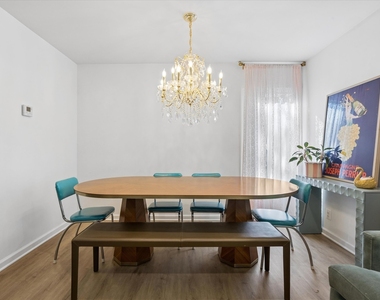 644 W Hinsdale Avenue - Photo Thumbnail 6