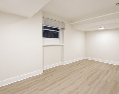 4347 W Irving Park Road - Photo Thumbnail 8