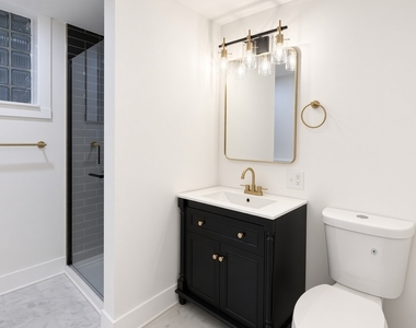 4347 W Irving Park Road - Photo Thumbnail 10