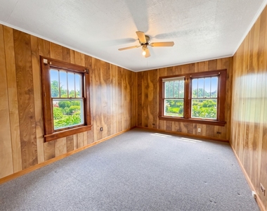 204 E South Street - Photo Thumbnail 5