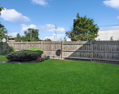 1690 Buckingham Drive - Photo Thumbnail 17