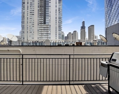 23 N Green Street - Photo Thumbnail 18