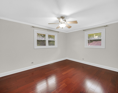 515 Falmouth Lane - Photo Thumbnail 14