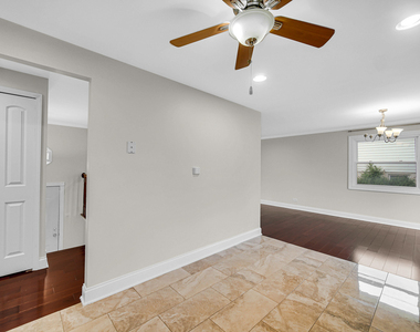515 Falmouth Lane - Photo Thumbnail 8