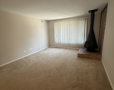 6176 Knoll Lane Court - Photo Thumbnail 20