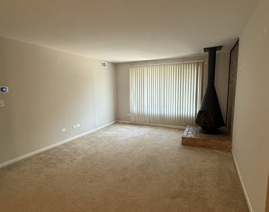 6176 Knoll Lane Court - Photo Thumbnail 8