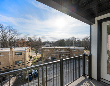 27 W Park Boulevard - Photo Thumbnail 10