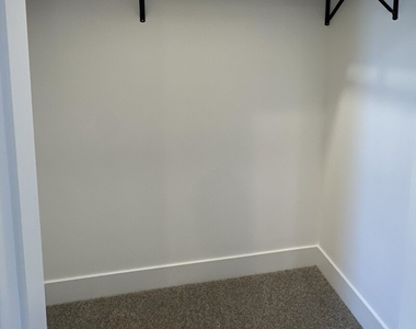 12207 S Mcdaniel Street - Photo Thumbnail 14