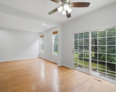 611 Lakeridge Court - Photo Thumbnail 6